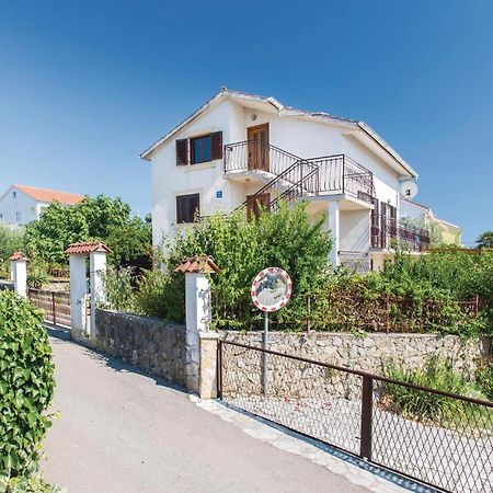 Lovely Apartment In Krk With Kitchen Brzac Экстерьер фото
