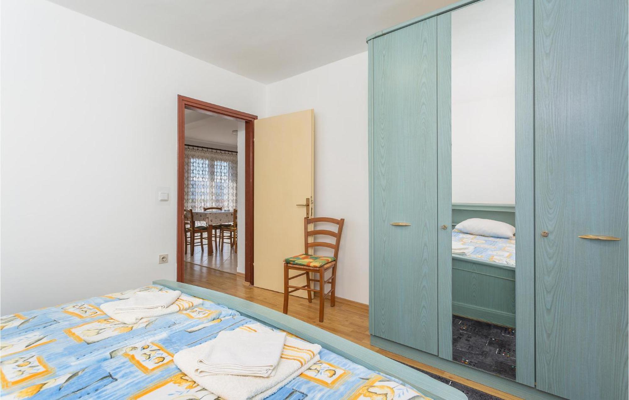 Lovely Apartment In Krk With Kitchen Brzac Экстерьер фото