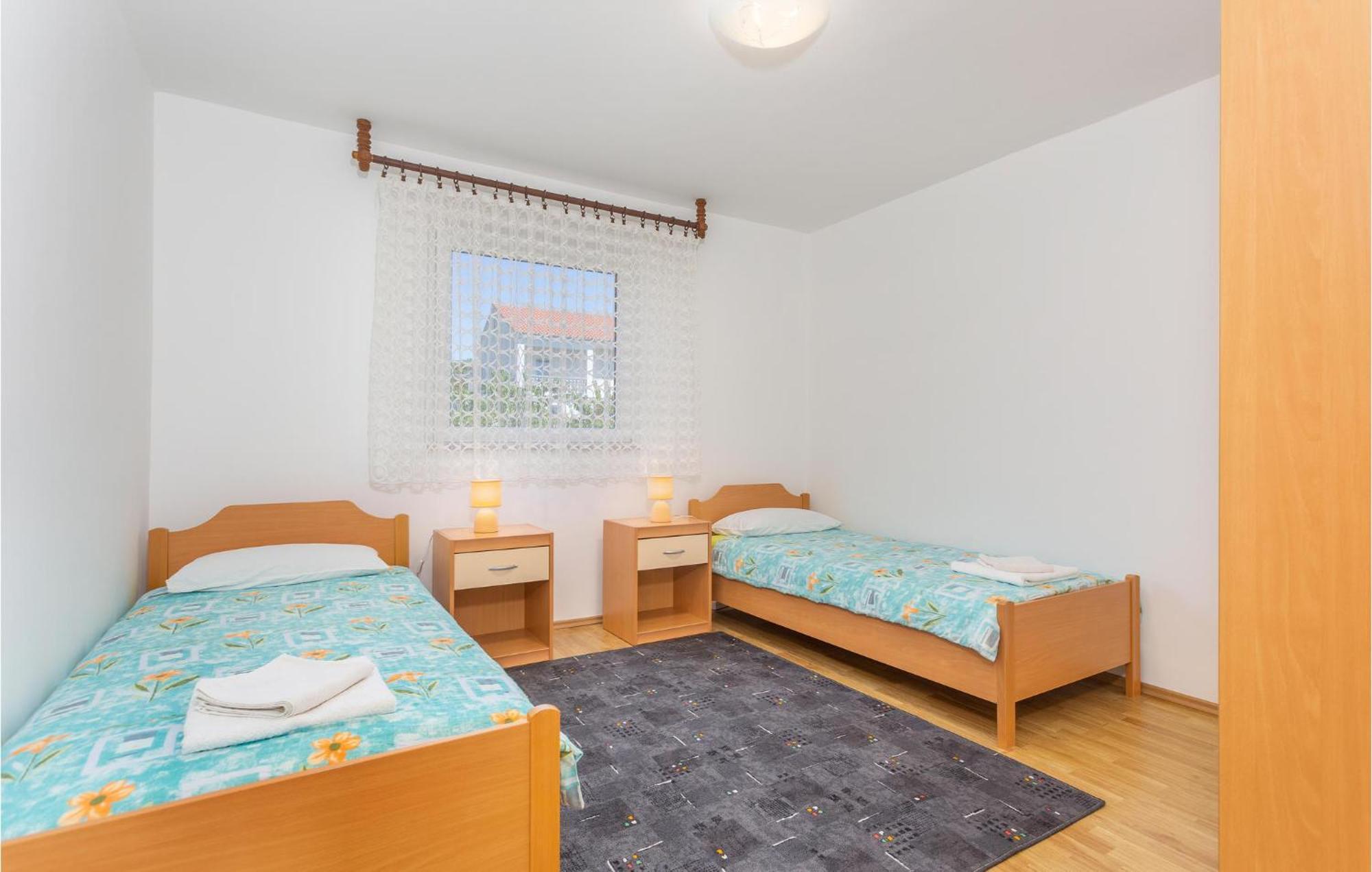 Lovely Apartment In Krk With Kitchen Brzac Экстерьер фото