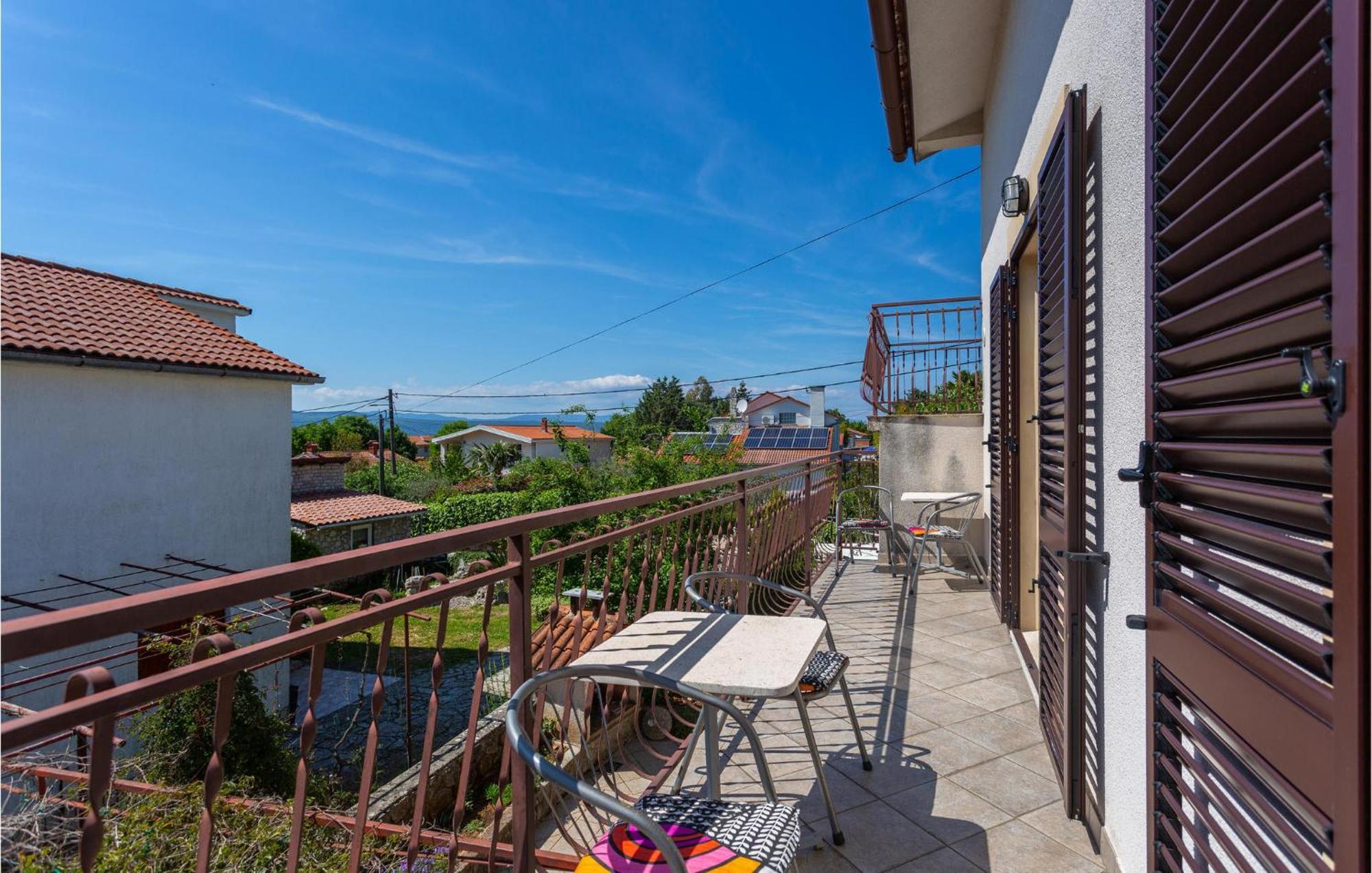 Lovely Apartment In Krk With Kitchen Brzac Экстерьер фото